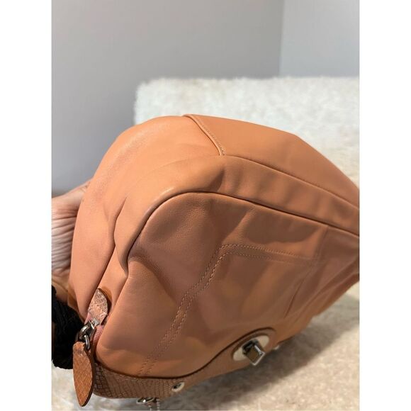Coach leather purse bag pinkish/orange salmon color - Picture 9 of 13